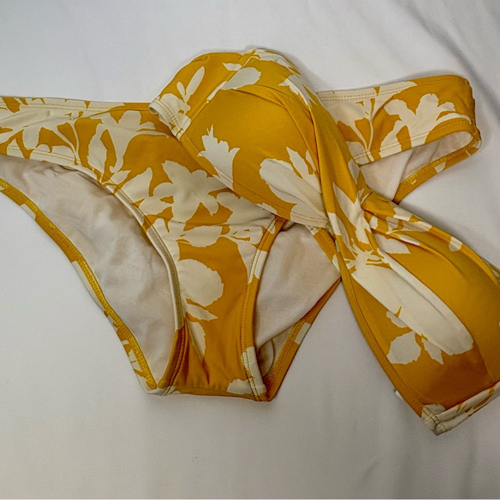 Antonio Melani Mustard Yellow Floral Bikini (top M, bottom L)